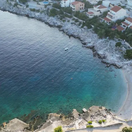 Apartament Luka *