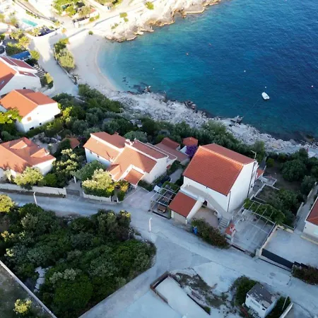 Apartament Luka Sevid