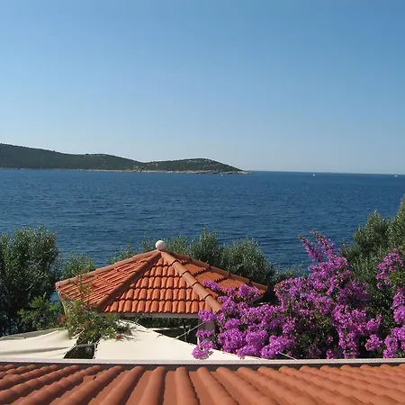 Luka Apartman *